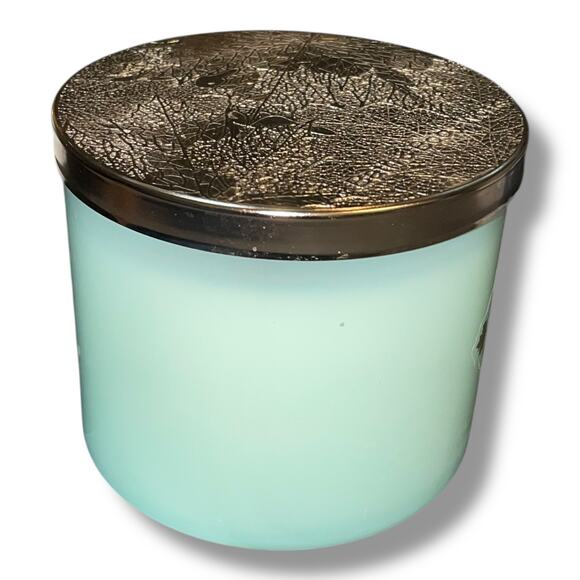 White Barn 3 Wick Scented Candle Bath & Body Works Frozen Lake Lavender 14.5 oz - Picture 5 of 10